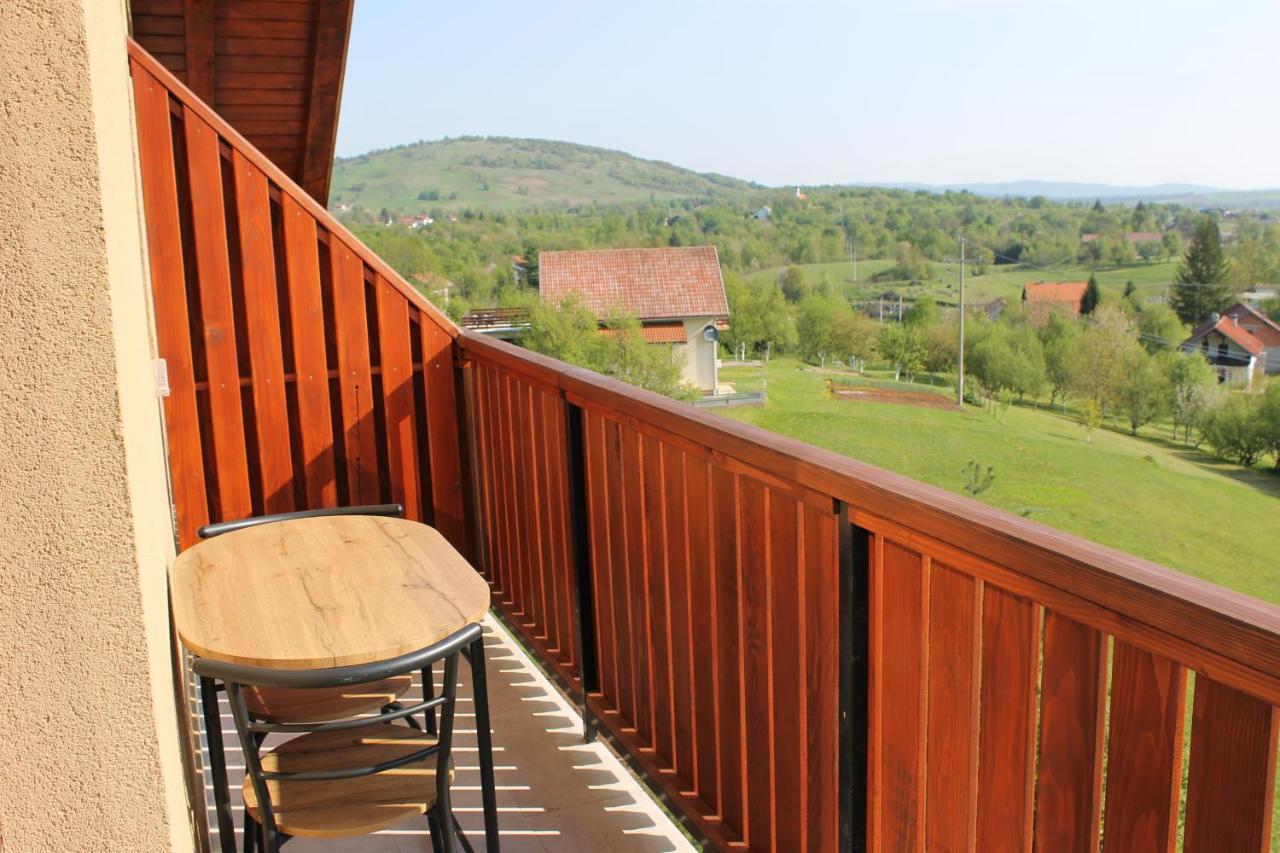 Hotel House Stefanac à Selište Drežničko Extérieur photo